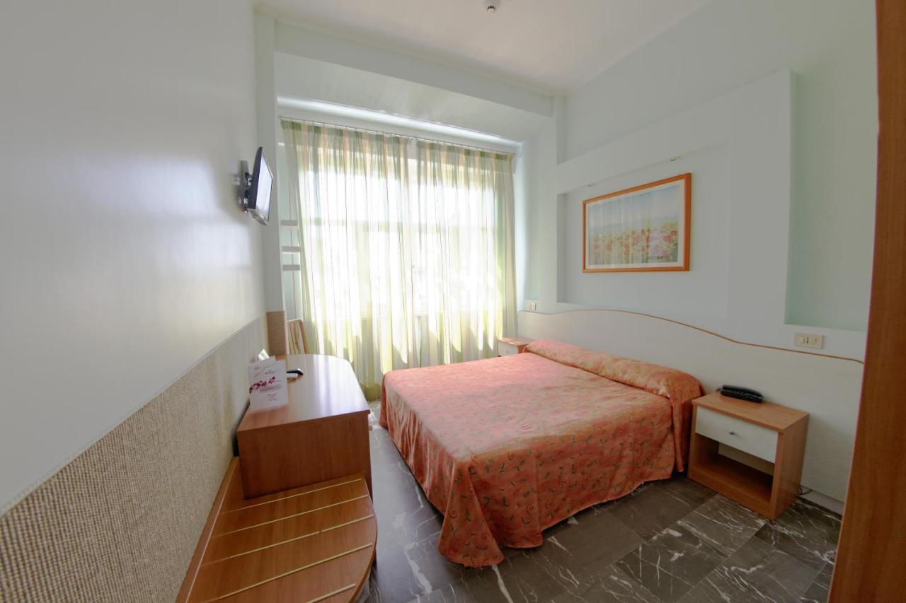Capo Circeo Beach Resort Spa Fronte Mare サン・フェリーチェ・チルチェーオ エクステリア 写真