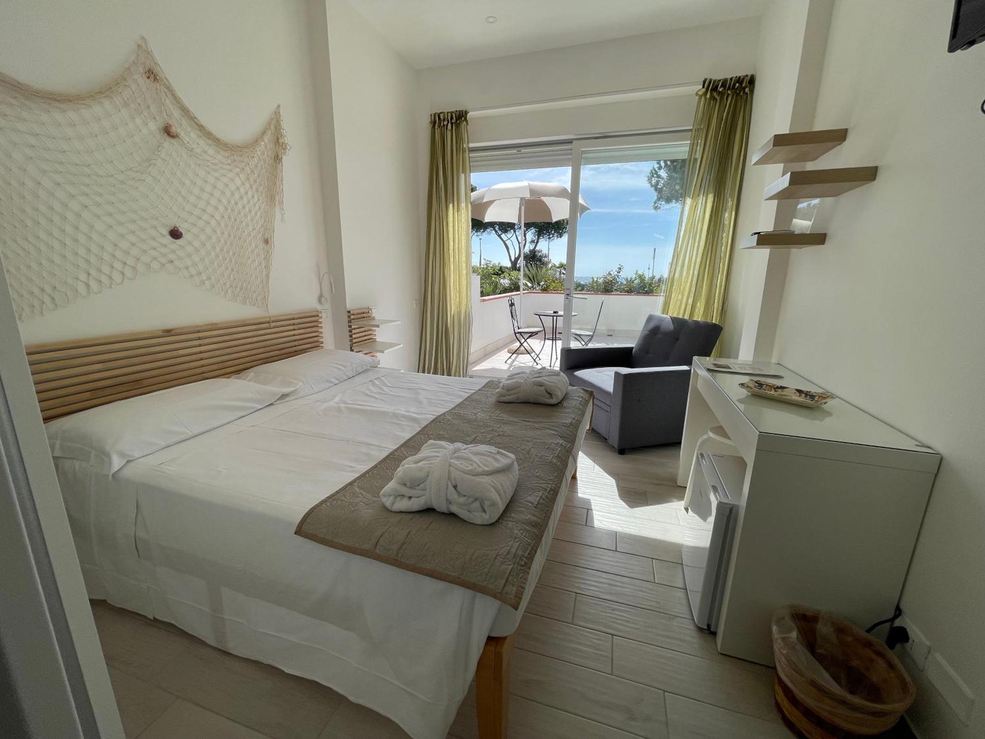 Capo Circeo Beach Resort Spa Fronte Mare サン・フェリーチェ・チルチェーオ エクステリア 写真