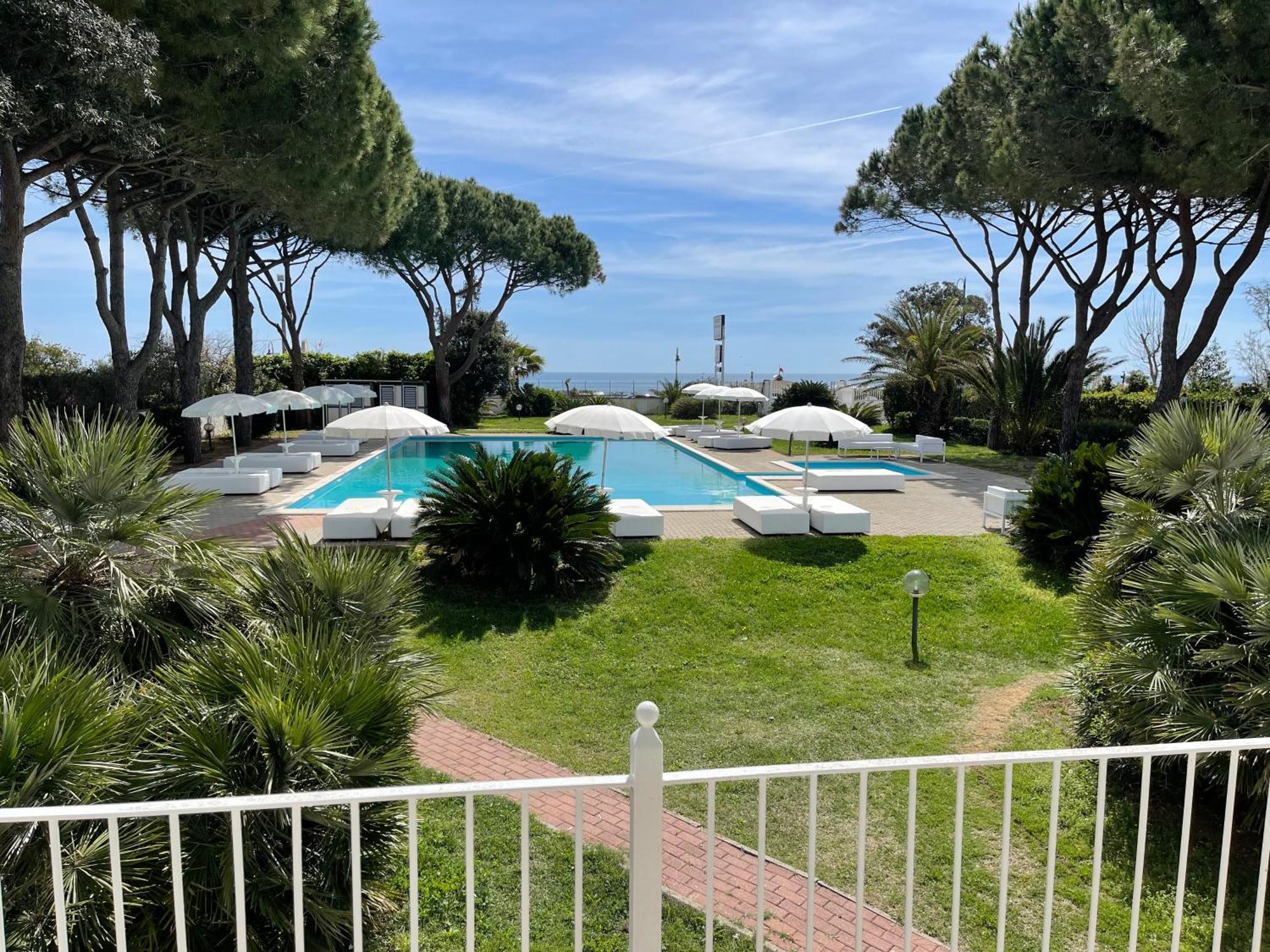 Capo Circeo Beach Resort Spa Fronte Mare サン・フェリーチェ・チルチェーオ エクステリア 写真